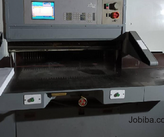 The Polar 115 paper cutting machine to produce excellent results