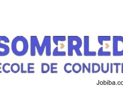 École Somerled: Apprendre à Conduire en Toute Confiance à Montréal, QC